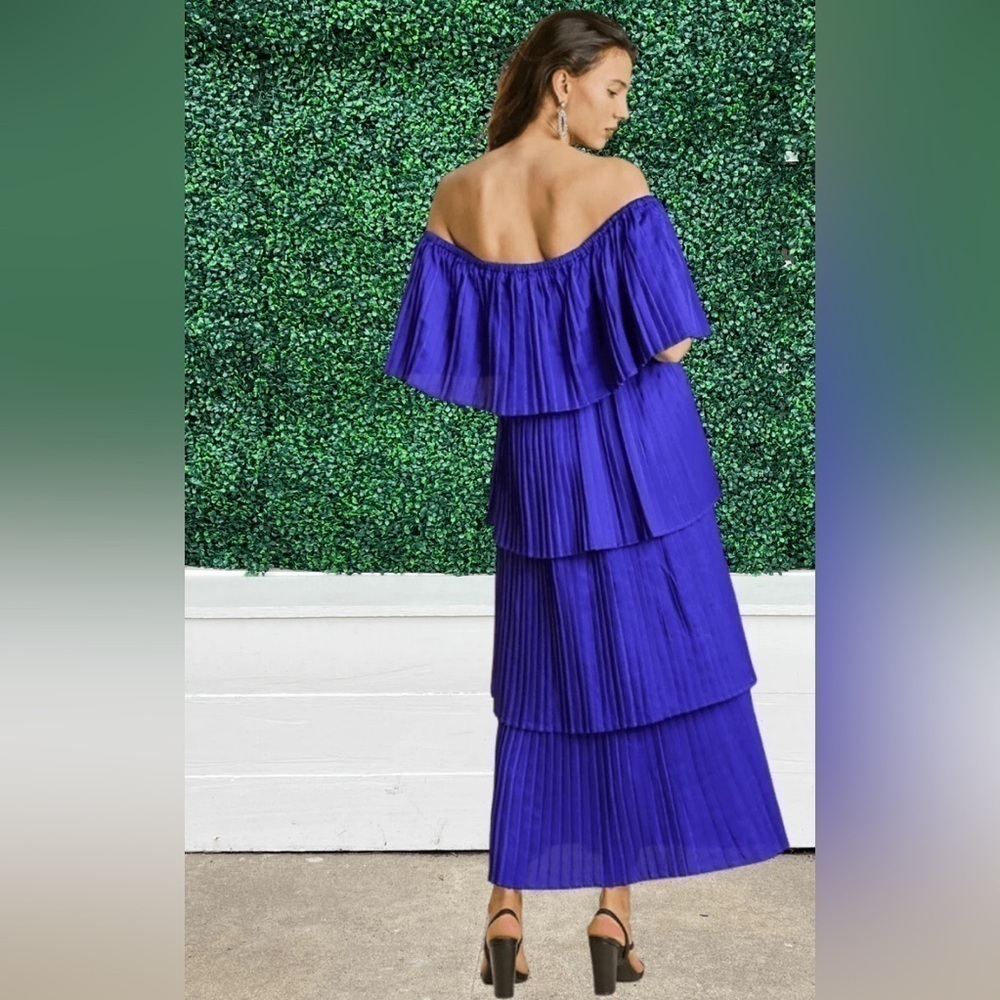 Umgee USA Pleated Layers Midi Dress Medium